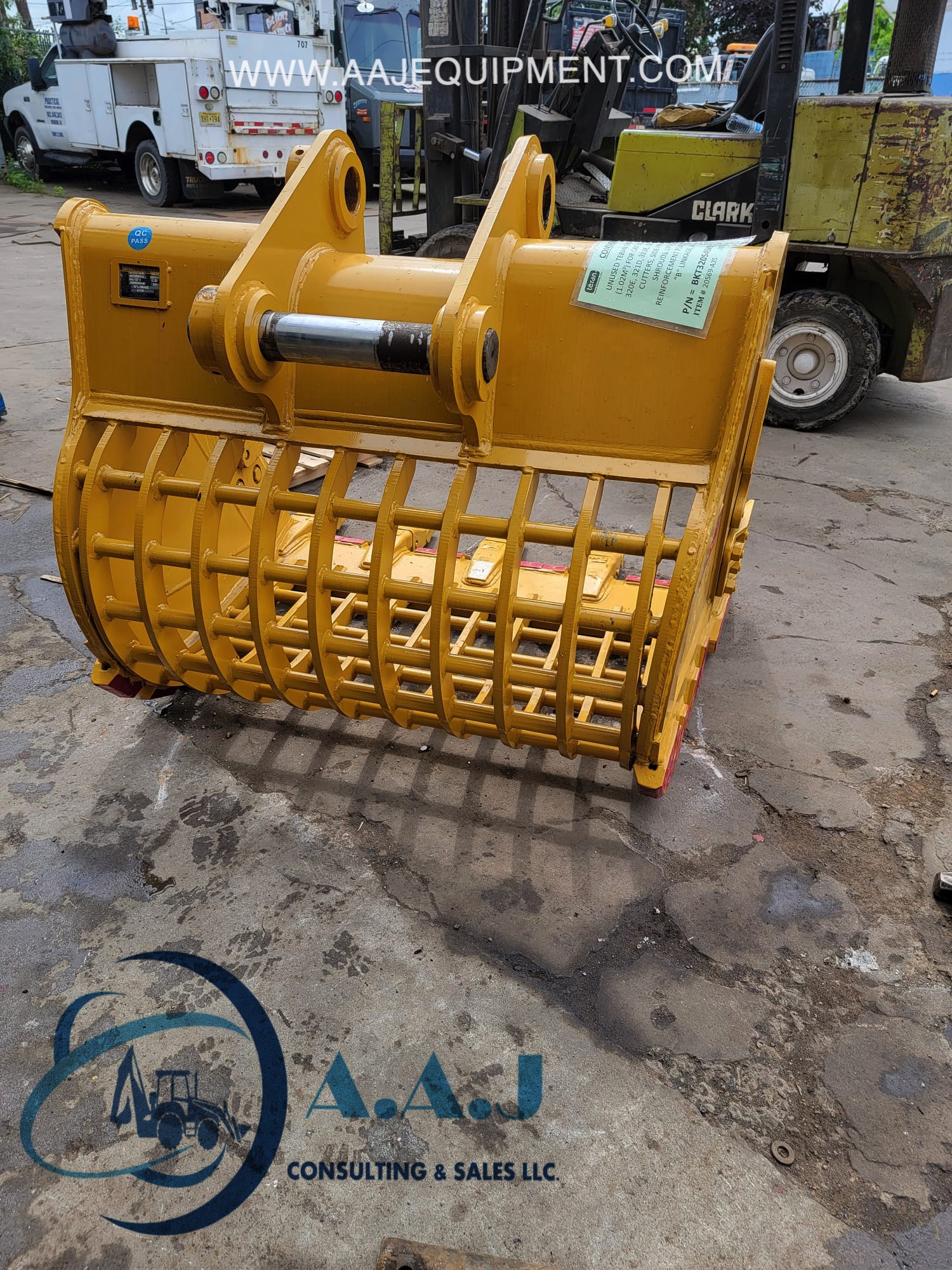 SKELETON BUCKET EXCAVATOR - Image 4