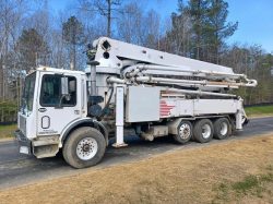 96 36M SCHWING CONCRETE PUMP